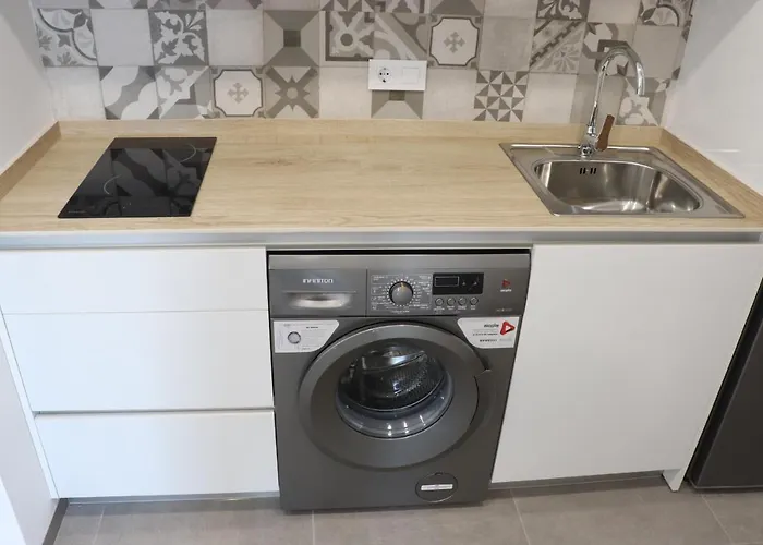 V&c * كونيل ذي لا فرونتيرا