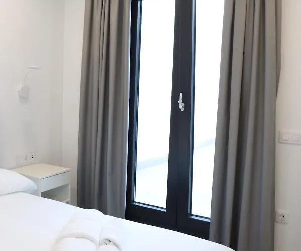 V&c كونيل ذي لا فرونتيرا